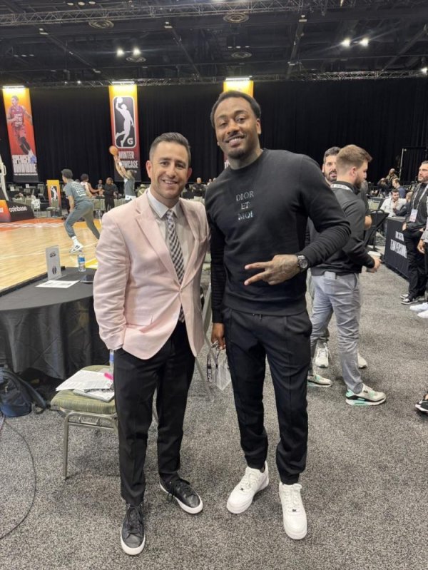 元富投资 苏群：沃尔和格里芬都退役挺早 好在已逐渐转行成媒体工作者